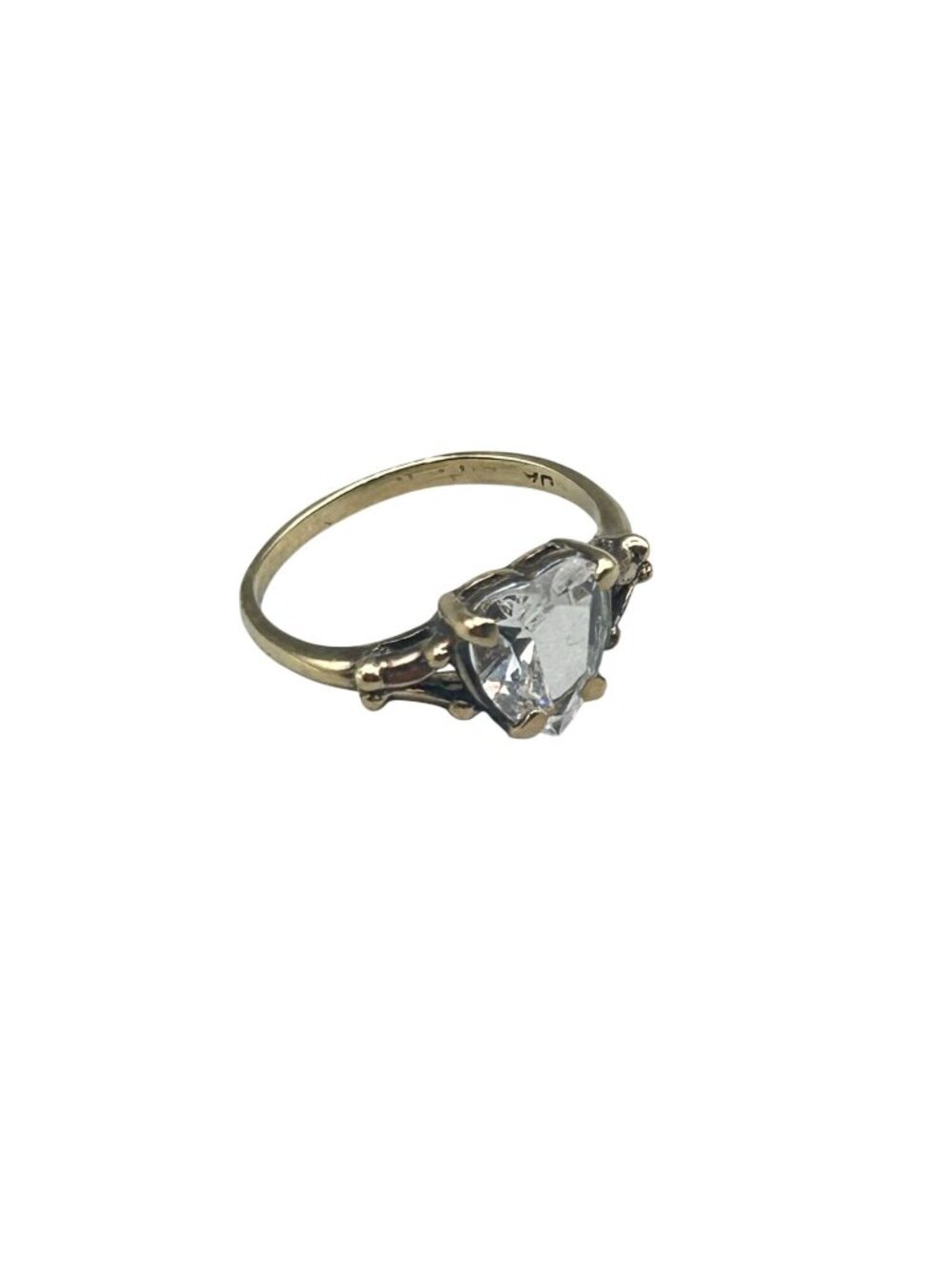 Vintage 14K Yellow Gold And Heart Shaped Ring Size 3.5 Rock Crystal Stone